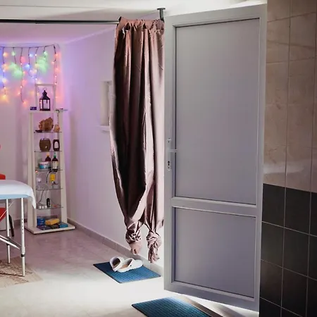 Psenek アパートホテル Banka