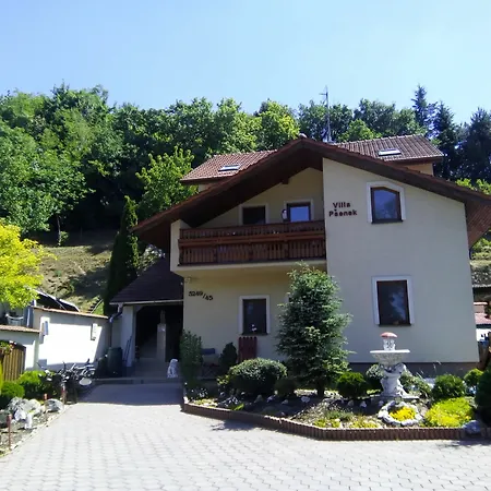 Psenek 3*