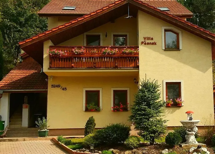 Psenek 3*